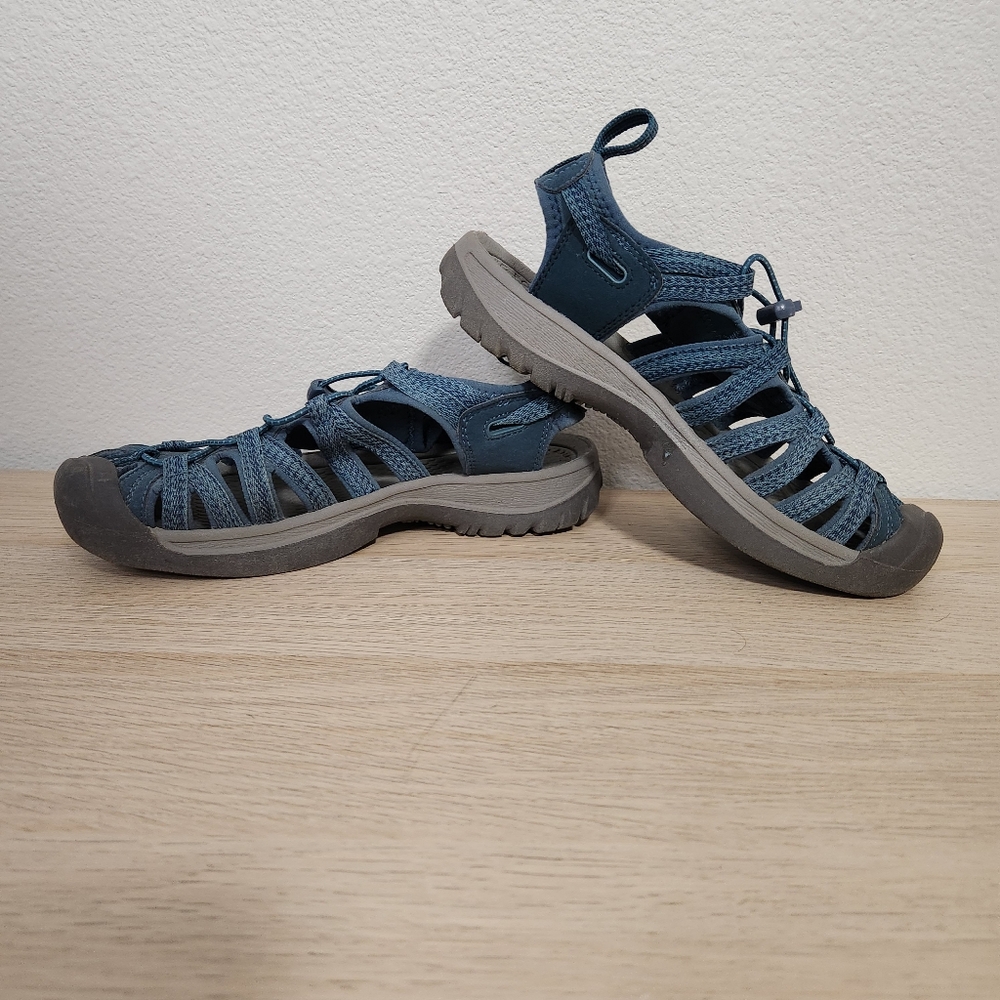 Keen Sandals Womens Size 8.5